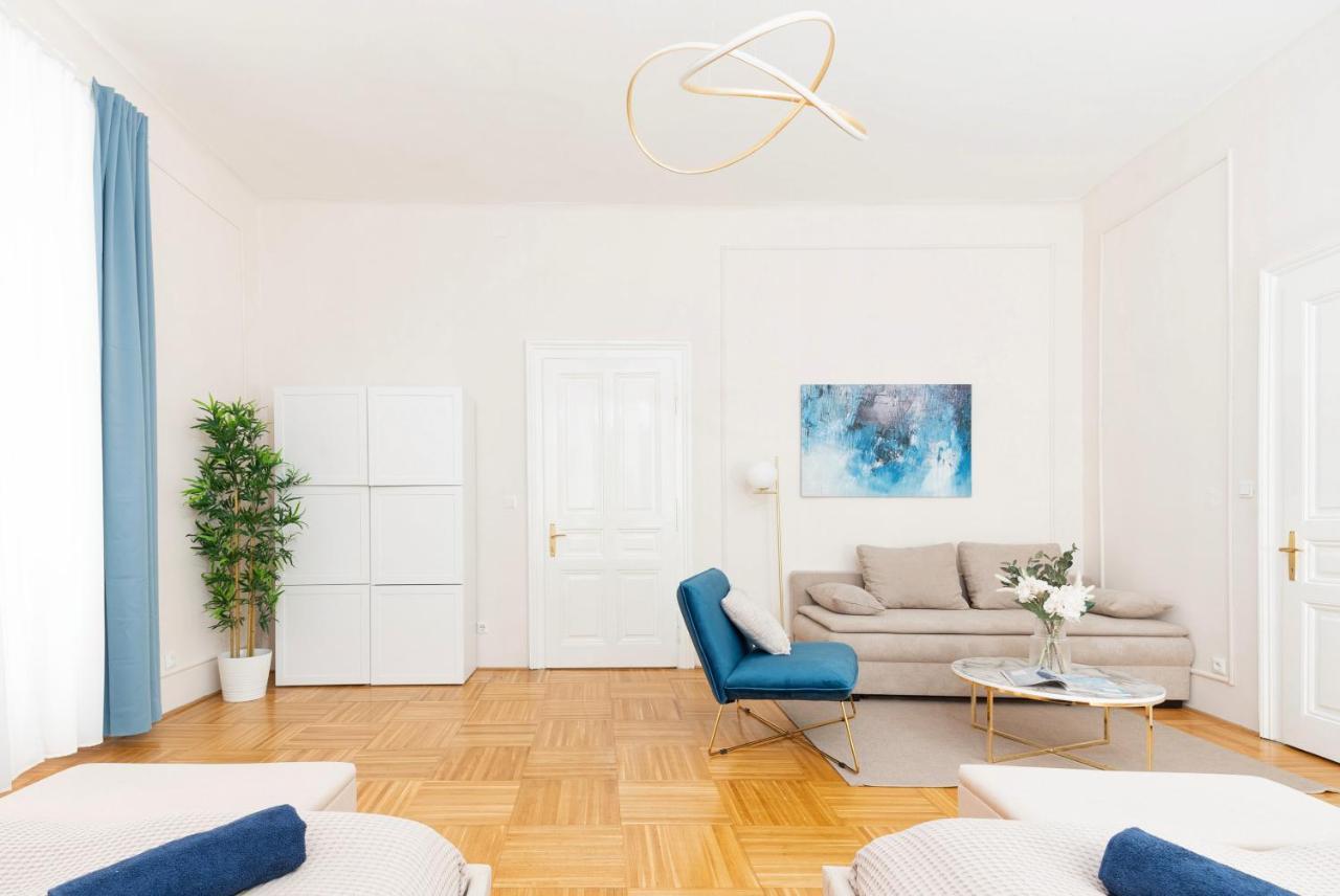Spacious And Near Metro I Close To Parks I Akh Appartement Wenen Buitenkant foto