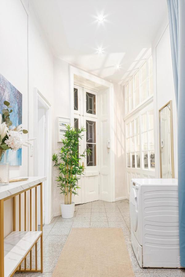 Spacious And Near Metro I Close To Parks I Akh Appartement Wenen Buitenkant foto