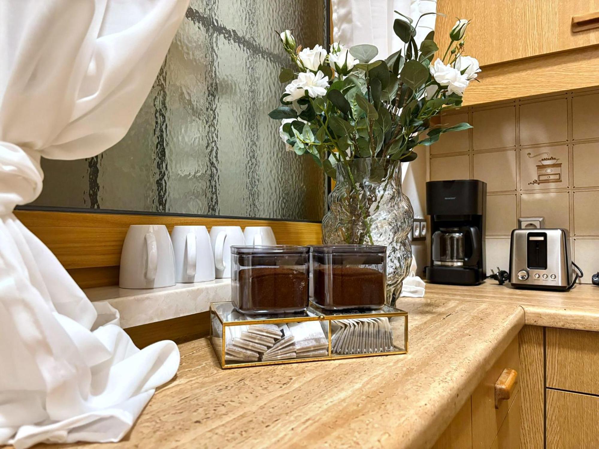 Spacious And Near Metro I Close To Parks I Akh Appartement Wenen Buitenkant foto