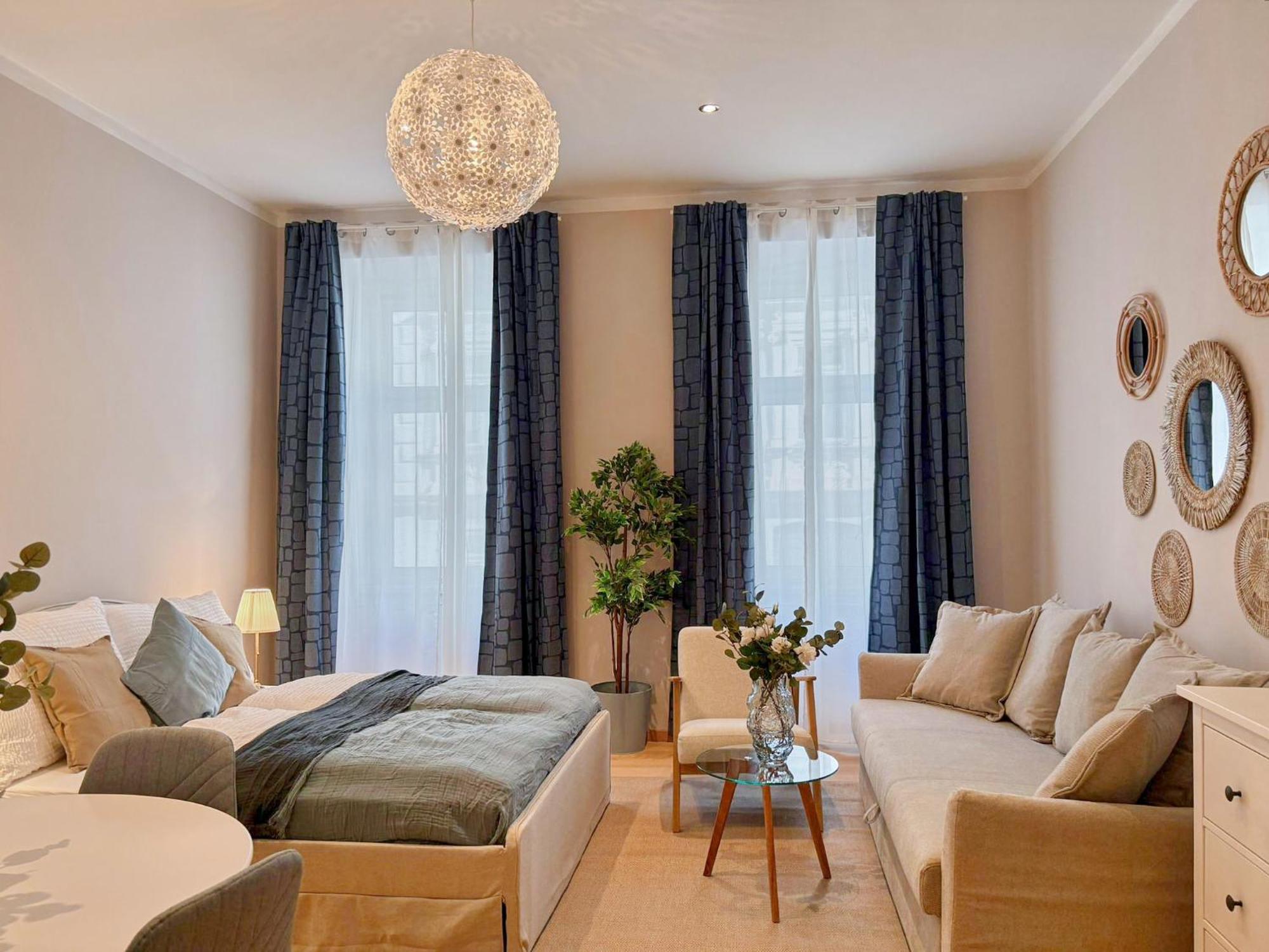Spacious And Near Metro I Close To Parks I Akh Appartement Wenen Buitenkant foto