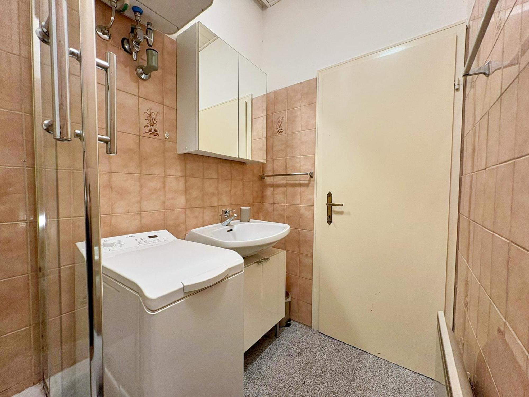 Spacious And Near Metro I Close To Parks I Akh Appartement Wenen Buitenkant foto